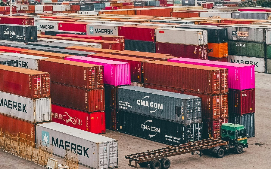 Moving Overseas Shipping Containers